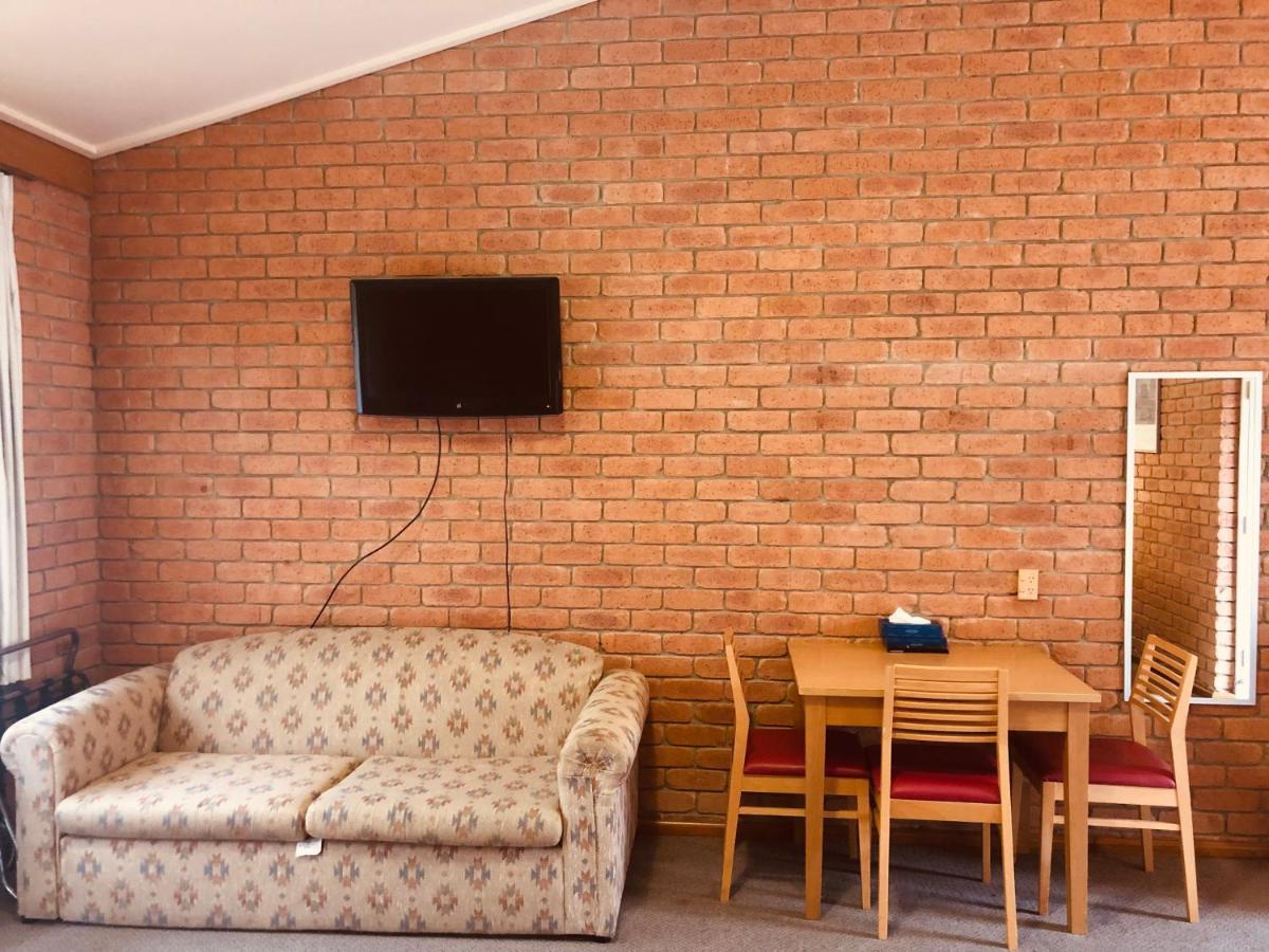 Main Lead Ballarat Motel Exterior photo